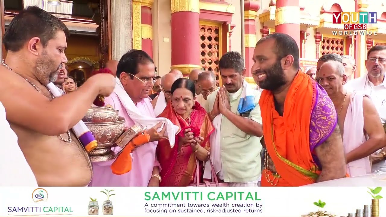 A new Toyota Vellfire offered to HH Srimad Samyamindra Thirtha Swamiji. Seva by Dr. P. Dayananda Pai