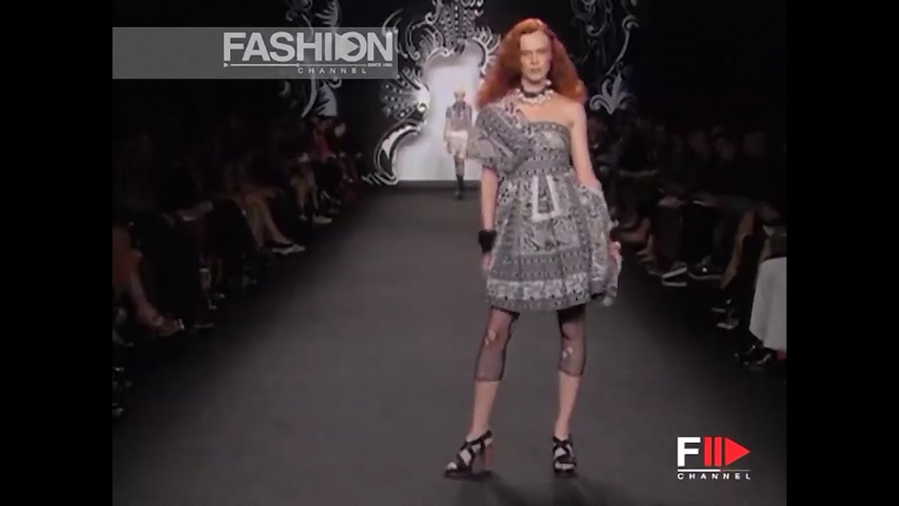Anna Sui spring-summer 2007 OFFICIAL AND ORIGINAL VIDEO