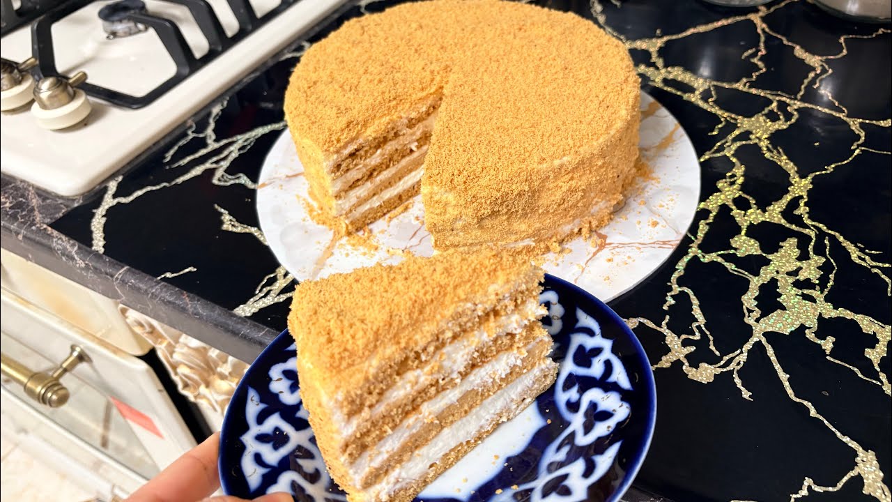 Медовый торт (Медовик) — Самый Нежный и Простой Рецепт!