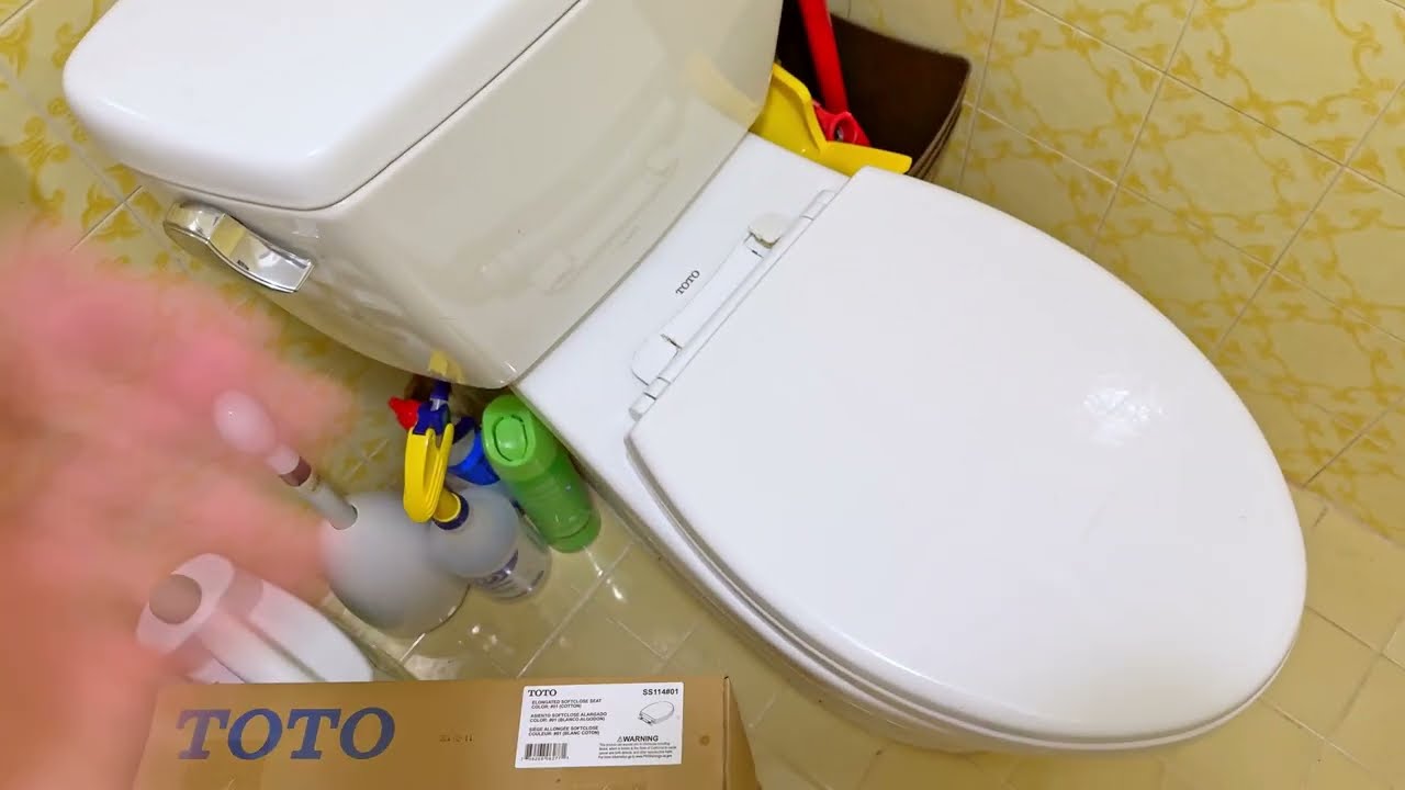 How To Replace a TOTO SoftClose Toilet Seat SS114#01