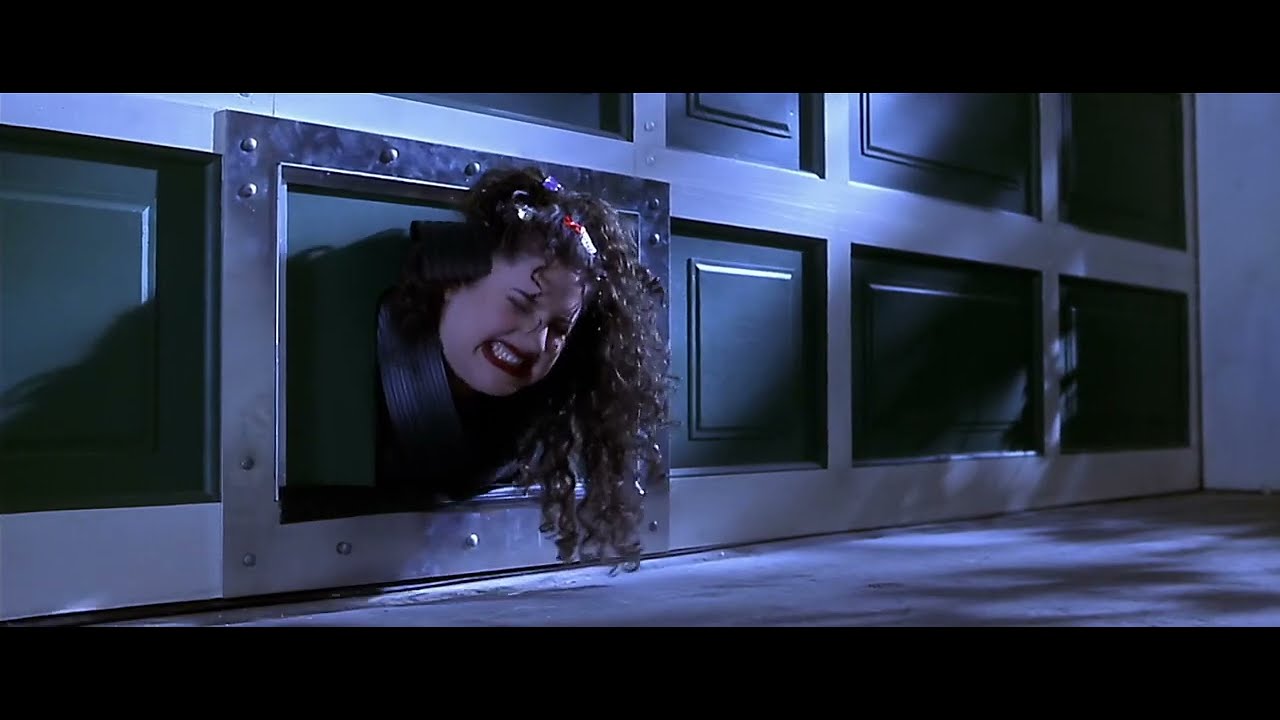 Scary Movie 2000 Clip 08/09