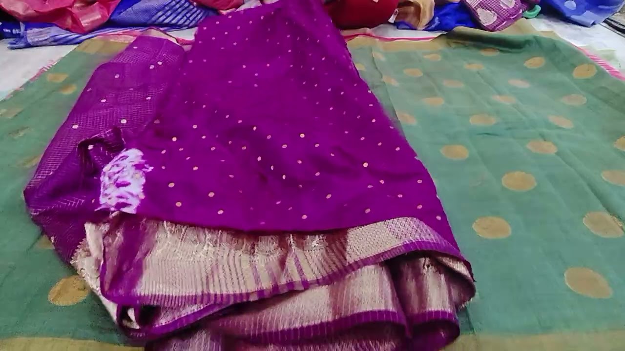 banaras full sarees only 599 and 550 free shipping 👉7075460800