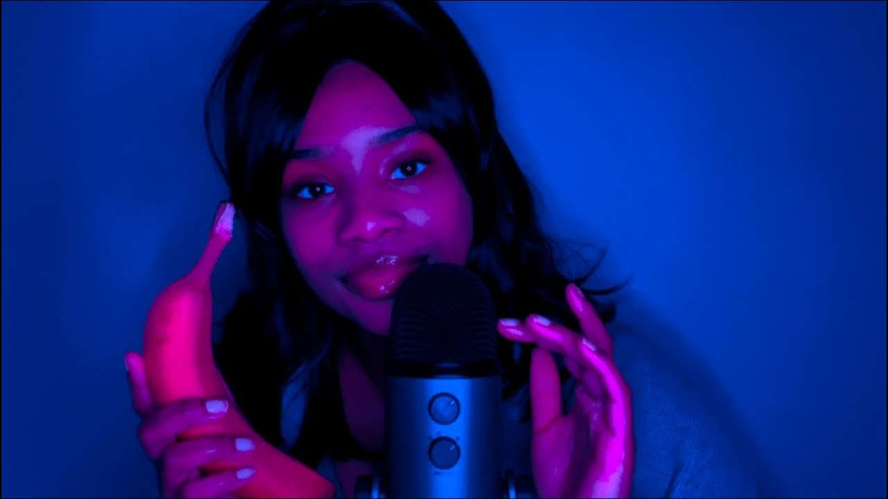 ASMR | MOUTH SOUNDS - Banana Eating (mouth sounds, whispering, ear to ear)