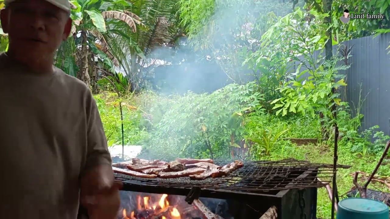 BBQ babui bersama sepupu.makan panas2..sedapp tambah pula (Ai Camel)