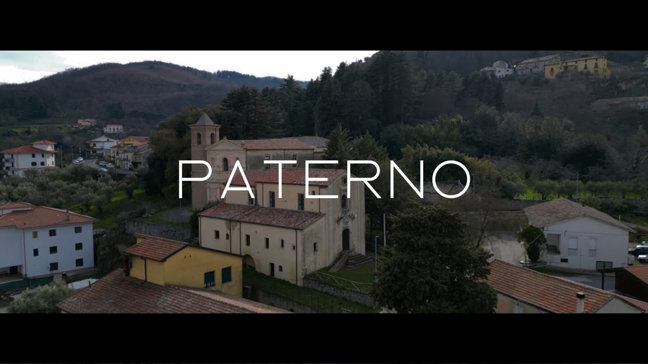 Nato dalla fusione di quattro borghi, Paterno Calabro un antico borgo delle Serre Cosentine (CS)
