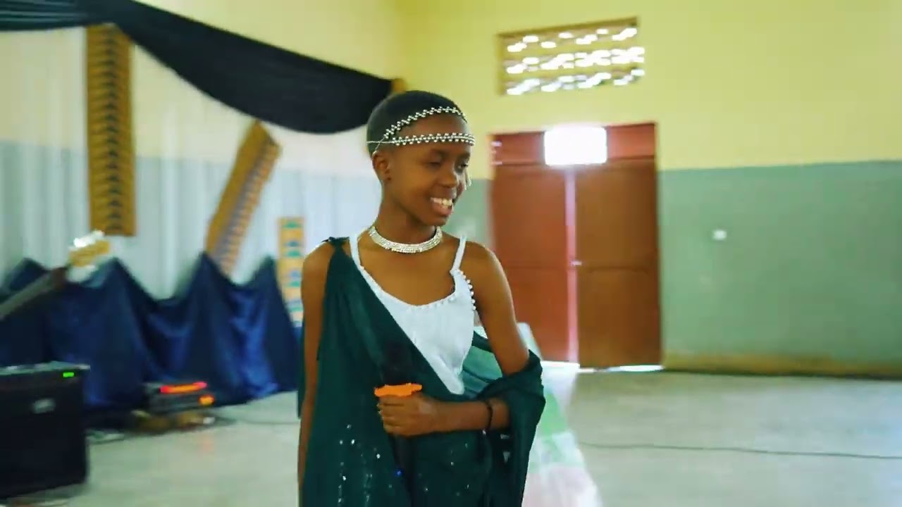 Bright performing group mubyishimo byinci batwaye igihembo kurwego rwigihugu