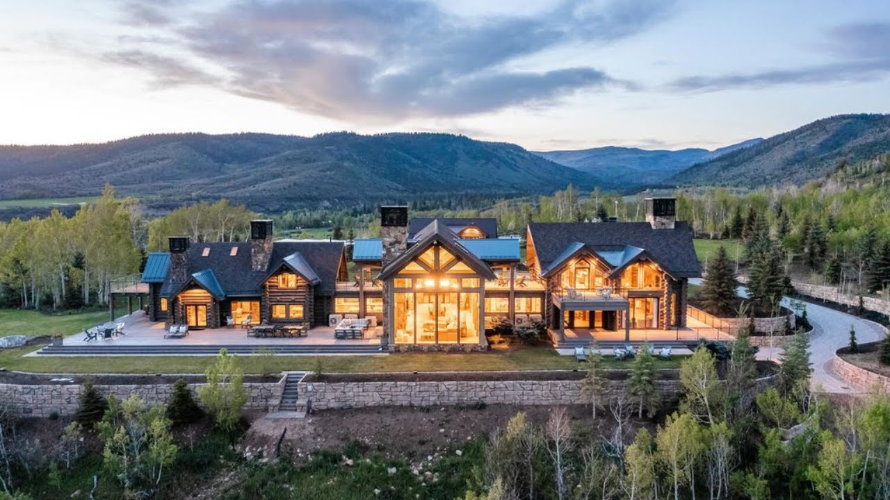 Off-the-Grid Luxury Mountain Estate on 49 Acres with National Forest Access and Private Helipad