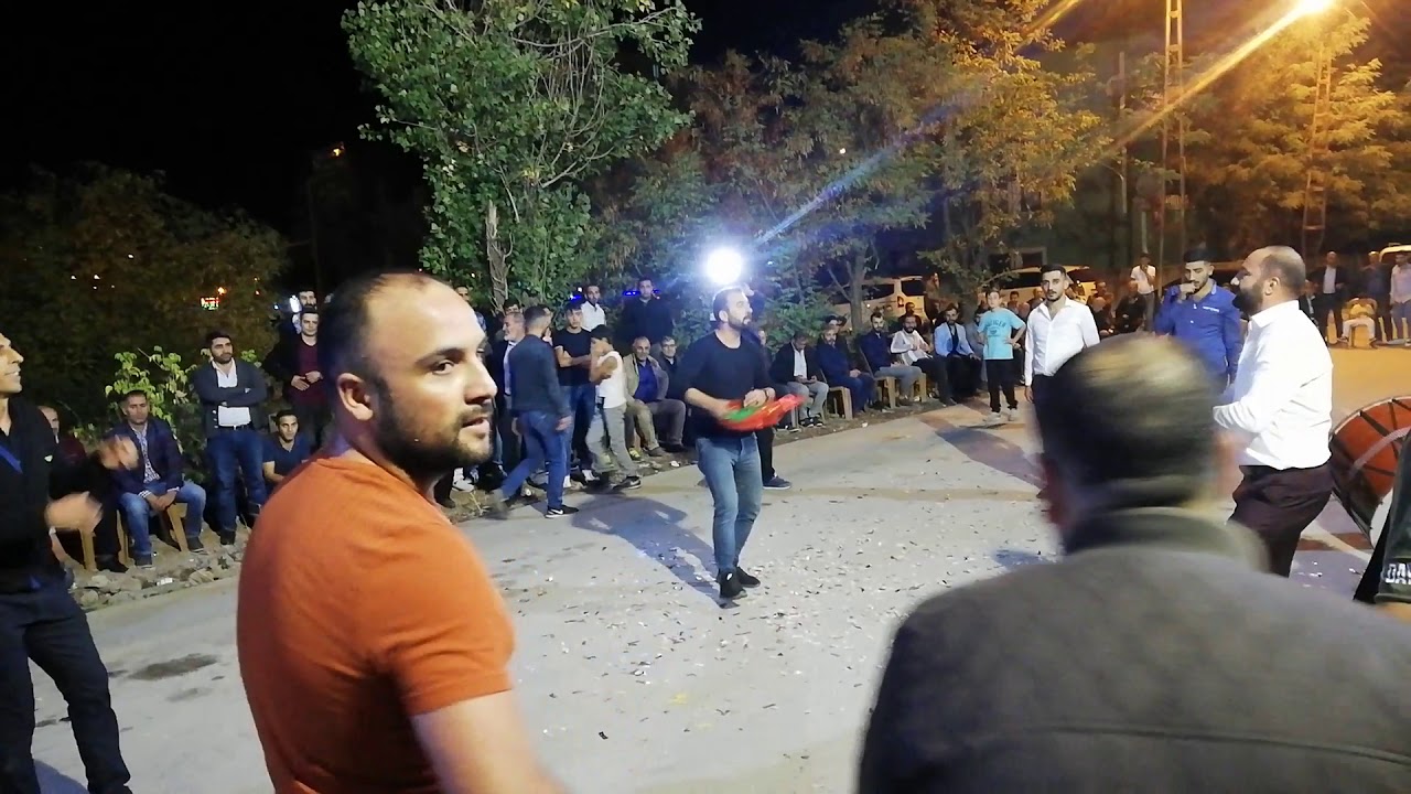 Doğu Müzik yalkuşte