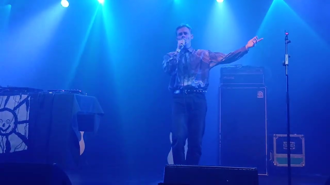 Lebanon Hanover ~ Kiss Me Until My Lips Fall Off [LIVE 2026]