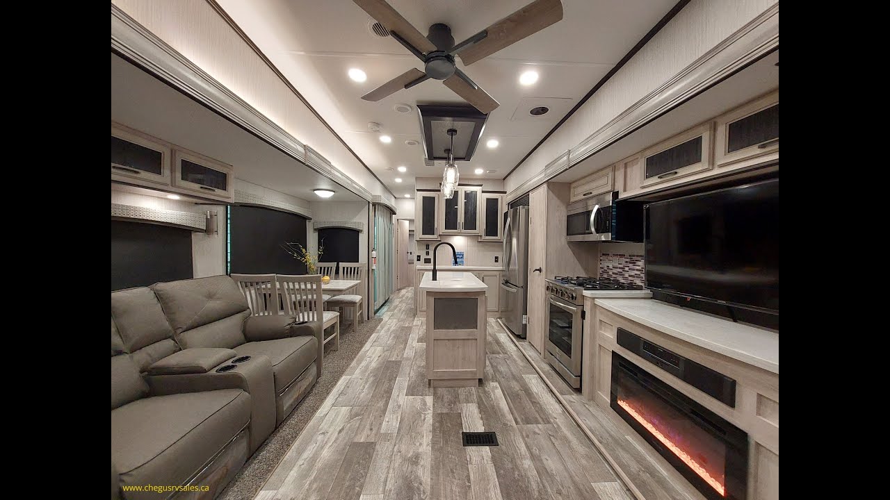 2022 FOREST RIVER SANDPIPER 399LOFT