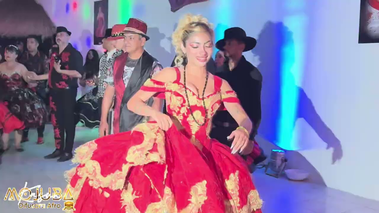 GRAN KIMBANDA EN HONOR A LEGBARA ! Iya Greis de Oya Baba Maxi de Ogum 