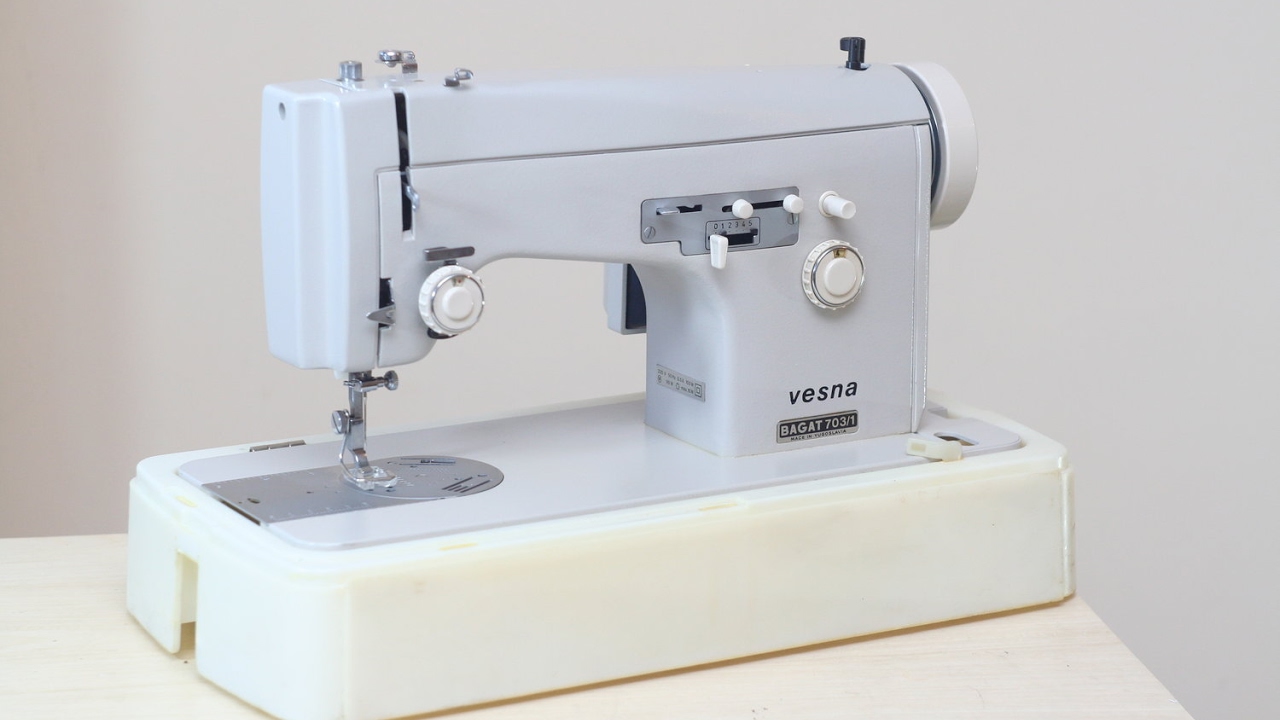 Vesna Bagat 703/1 Nähmaschine Sewing machine Швейная машина test