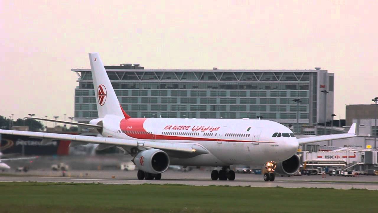 [HD] Air Algerie Airbus A330-200 Takeoff CYUL