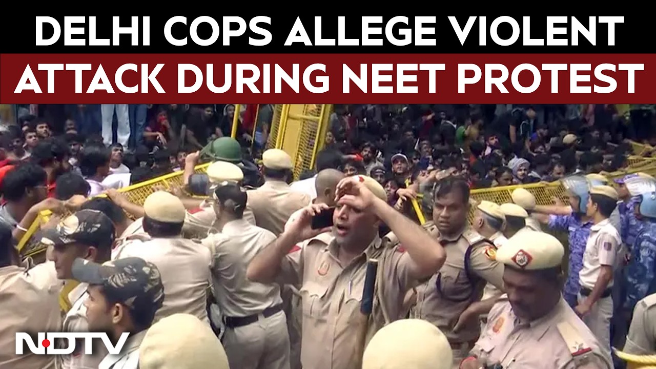 CJP Protest | 'They Weren't Students': Delhi Cops Allege Violent Attack During NEET Protest
