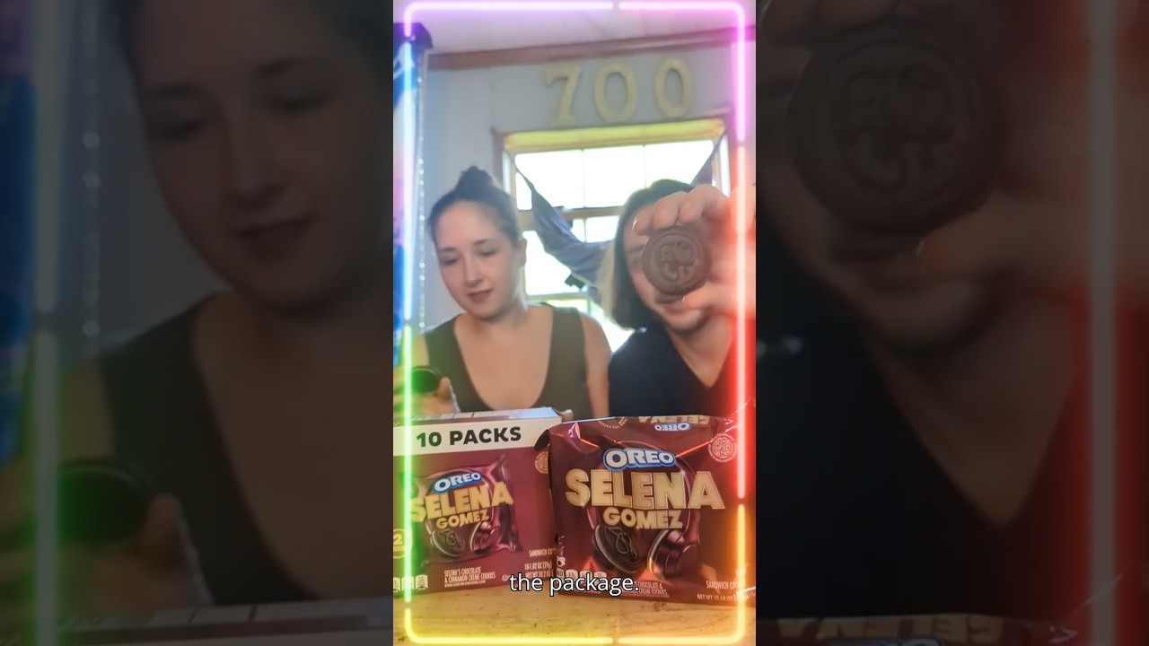 Selena Gomez Oreos Review!🍪😱 #oreo #selenagomez