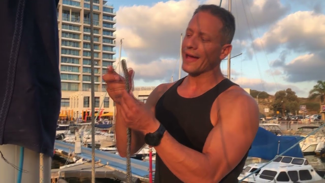 ההפתעה השבועית של עמית #145 - שרון מסיילור מסביר וגם מדגים איך מטפסים על התורן סינגל הנדד.