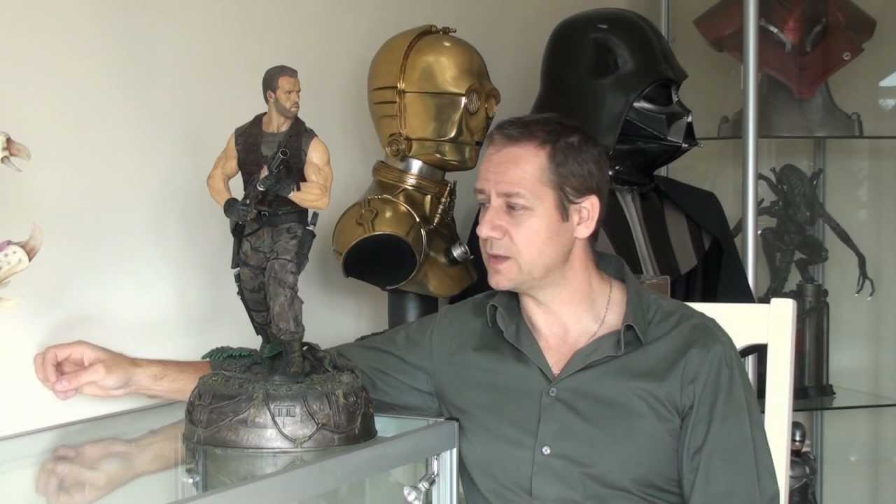 Dutch Schaefer Premium Format - Sideshow Collectibles