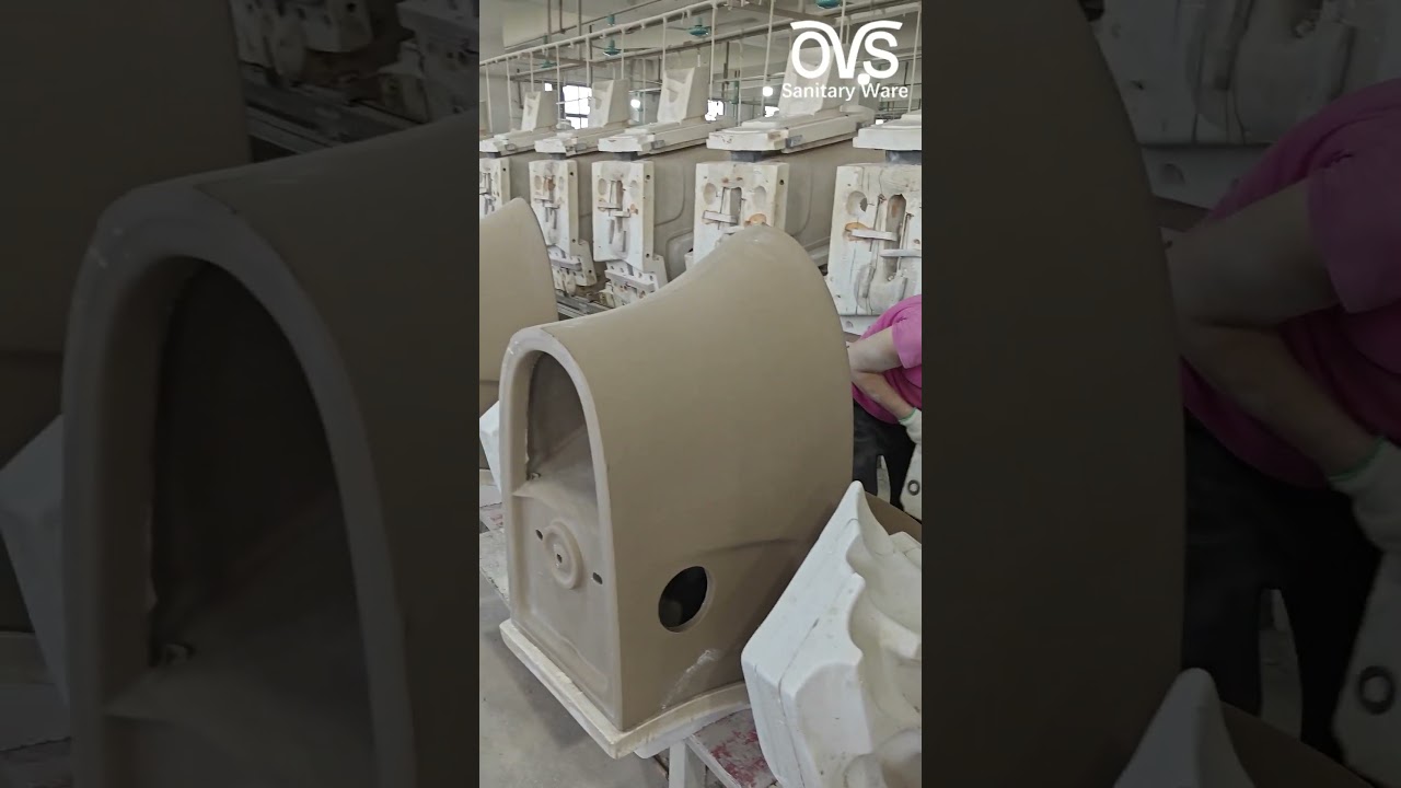 Toilet De-molding at OVS Factory #toilet #sanitarywares #manufacturing