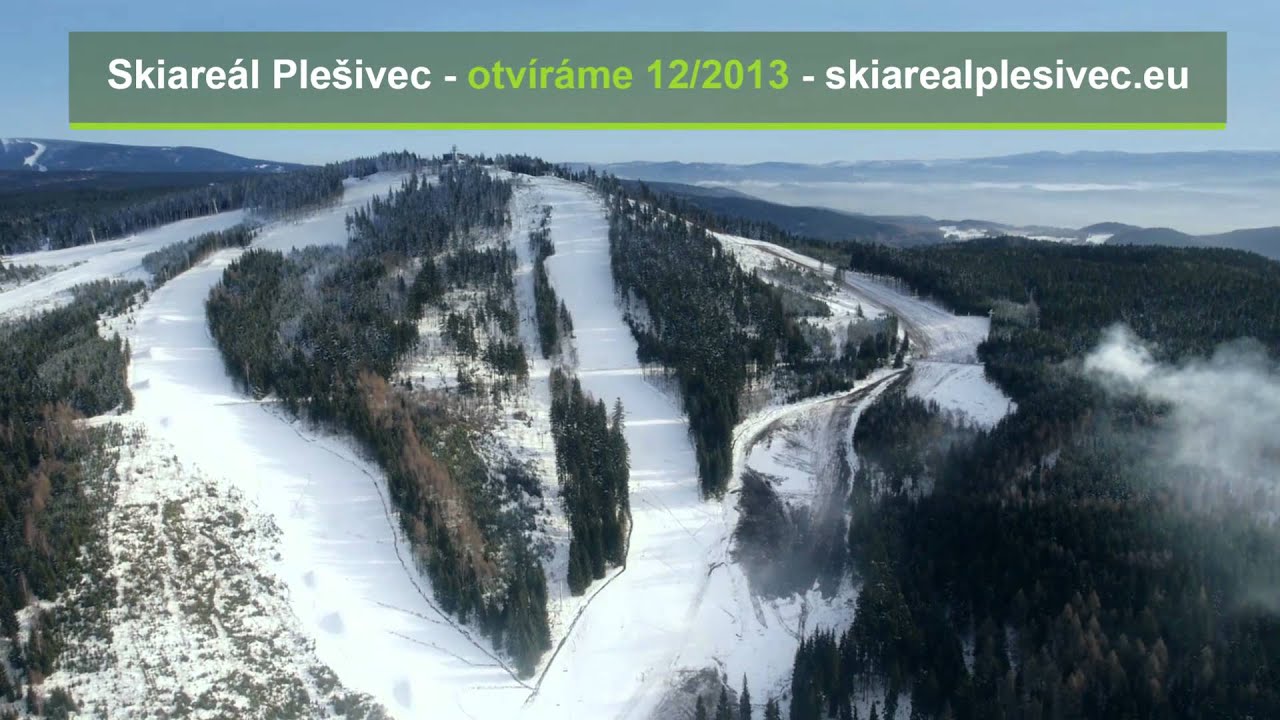 Skiareál Plešivec - 1.12.2013 - letecký pohled
