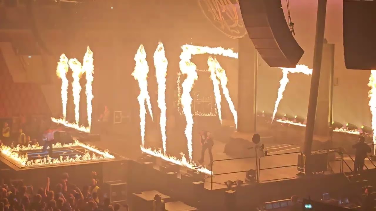 Parkway Drive - Crushed (+ drum solo) | live in Helsinki 12.11.25