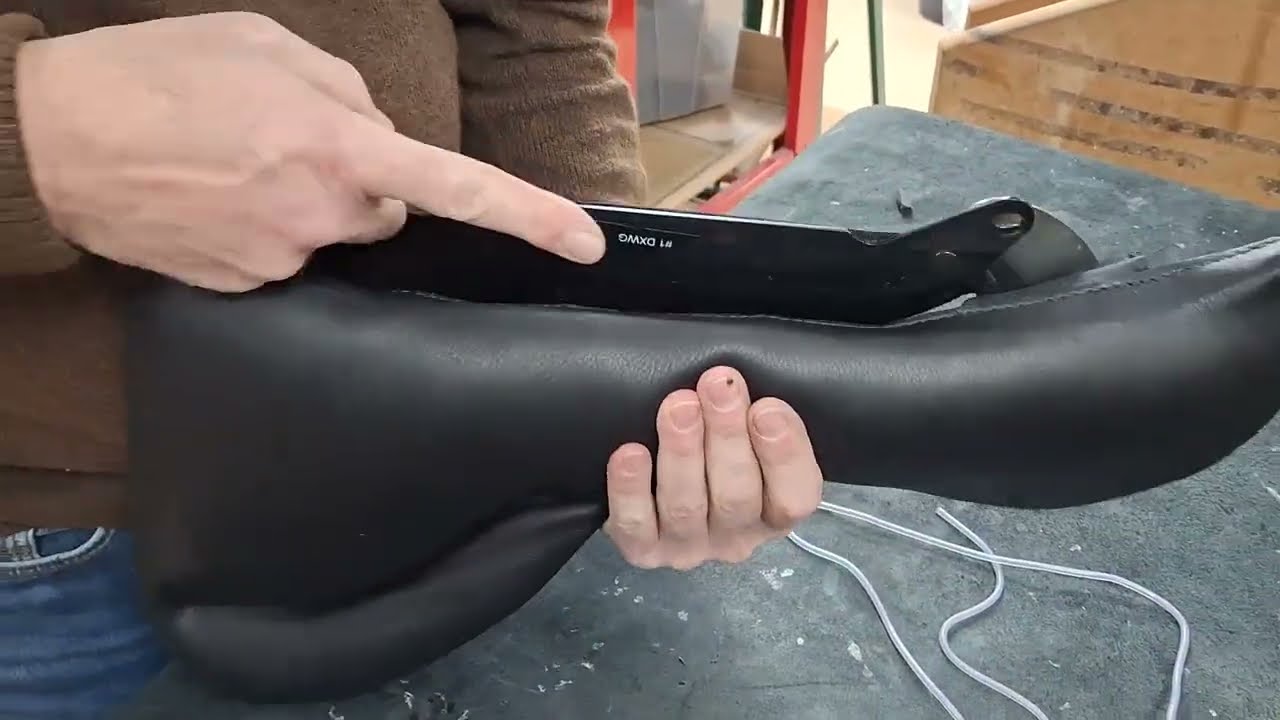 Adjusting gullet leather on Flair panels