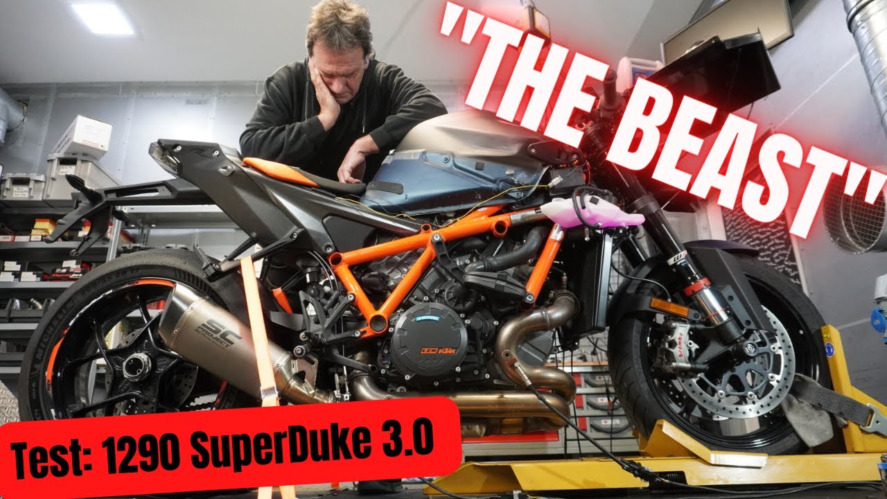 KTM 1290 SuperDuke 3.0.  was drückt  