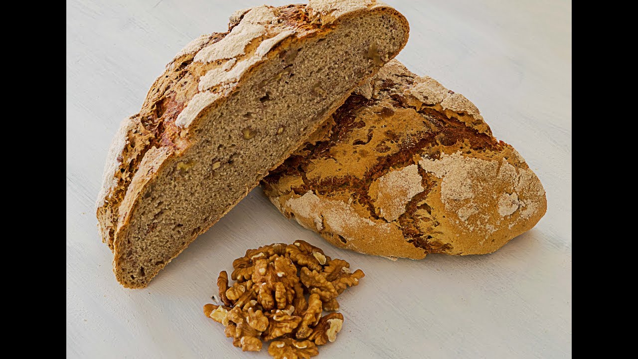 Walnussbrot / Brot mit Nüssen selber machen