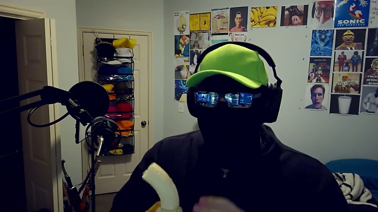 Eating a Banana a day until Valve Adds the Strange Second Banana to TF2 #674 #strangesecondbanana