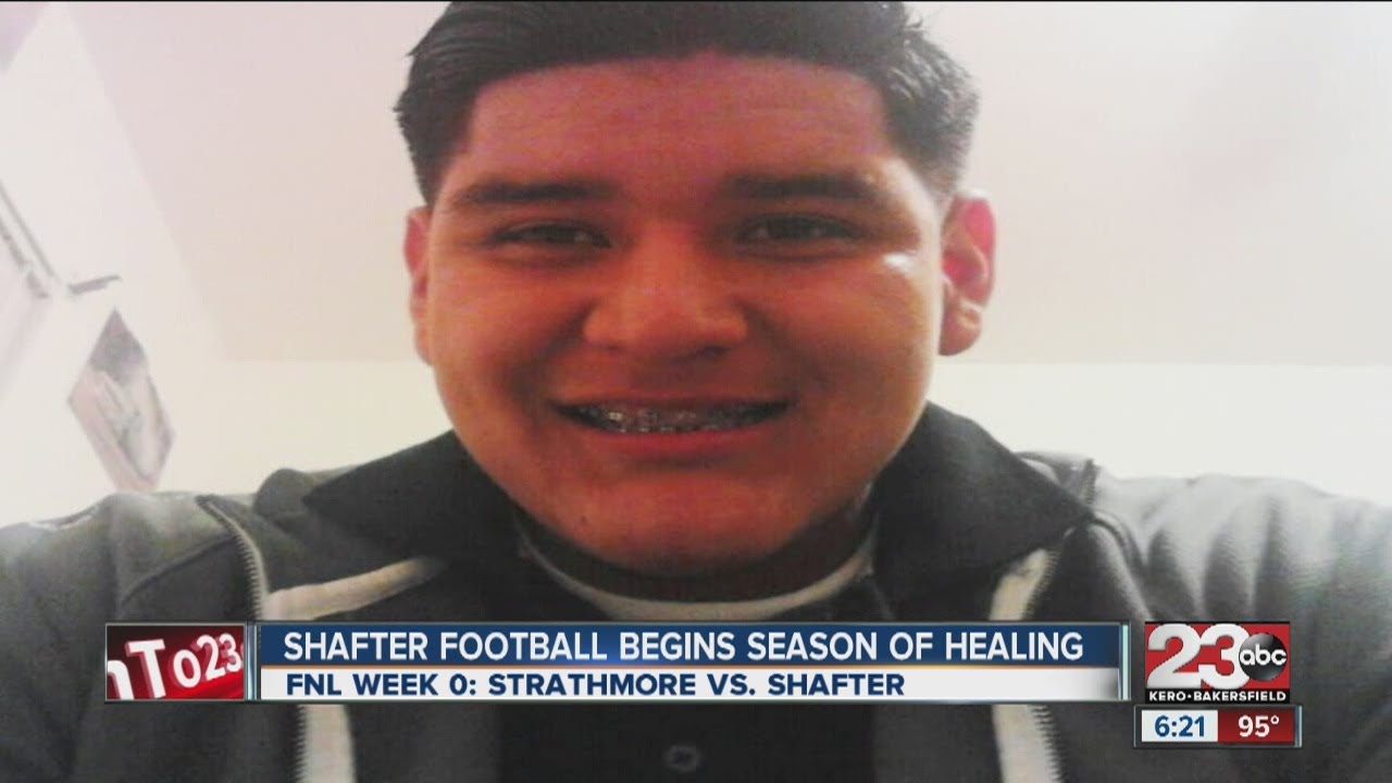 Moises Chavira honored by Shafter in 2013 season