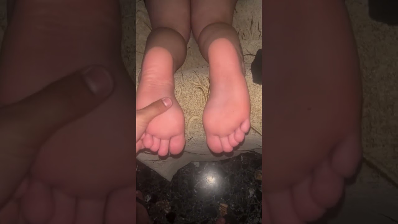 Removing nike socks of Girlfriend😍 #nike #black #socks #feet #smelly #gym #workout