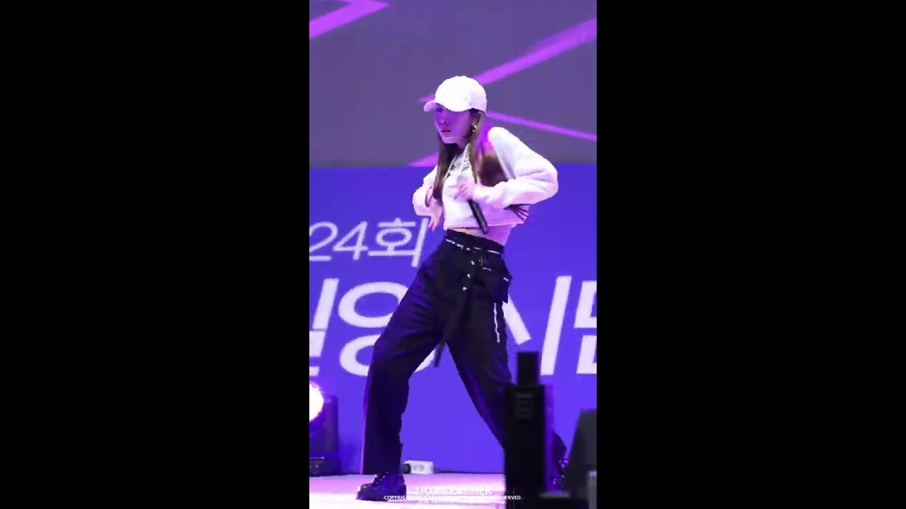 191017 여자친구 '열대야' 신비 직캠 GFRIEND SinB fancam - Fever (@제24회 밀양시민의날) by 쪼아그래퍼