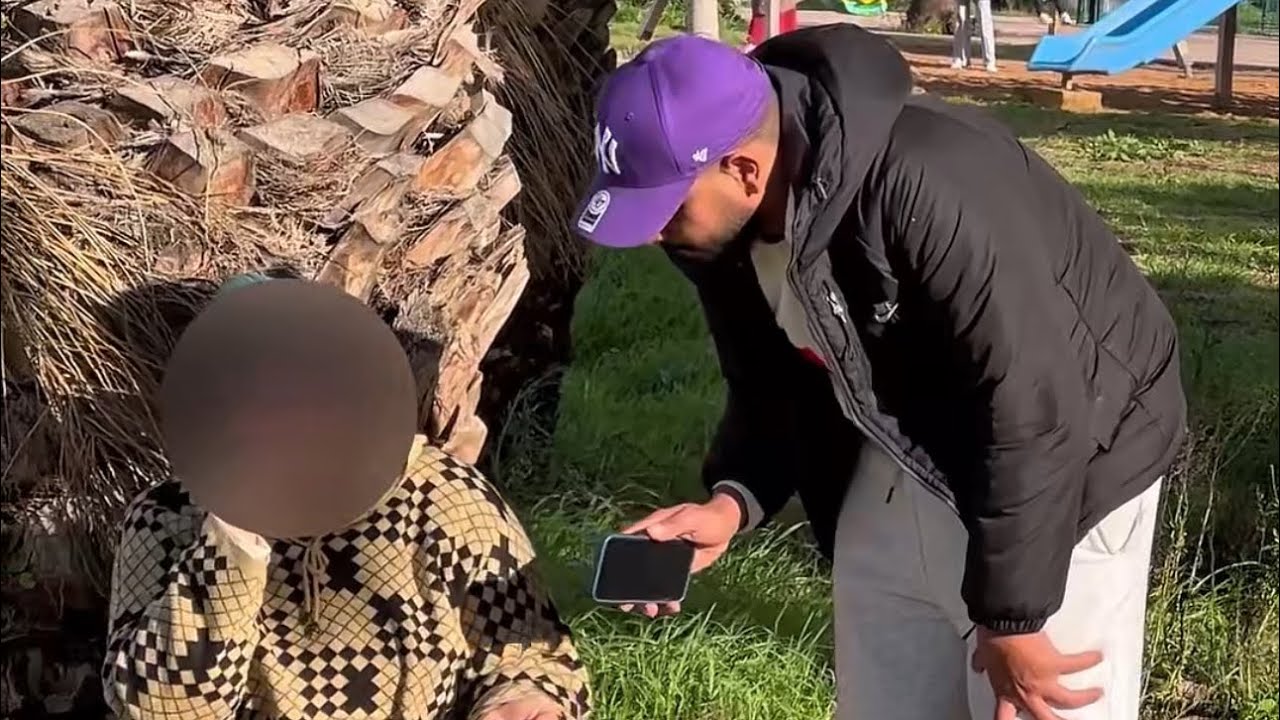 بقات فيا مسكينة مجروحة بزاف 💔
