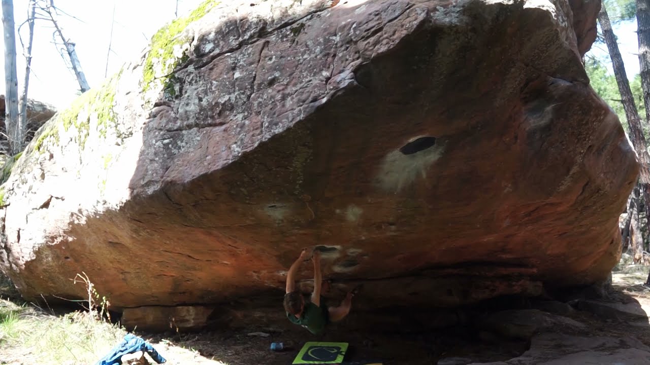 Cosmos, 7c+/8a, Albarracin, Climbed by Lo&iuml;c Debry