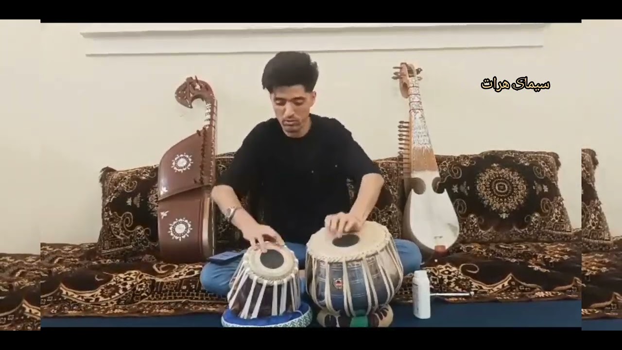 تک نوازی تبله، توسط الیاس حمیدی