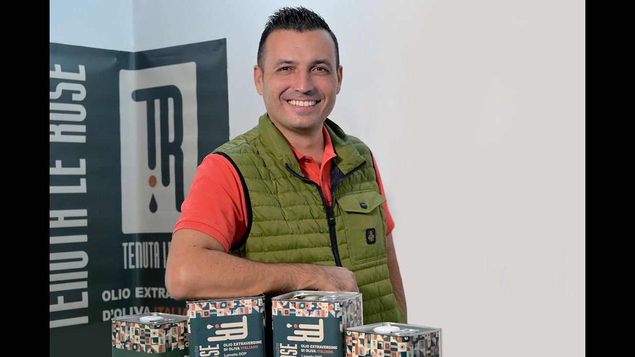 Tenuta Le Rose, l’olio che porta in tavola la Calabria più vera