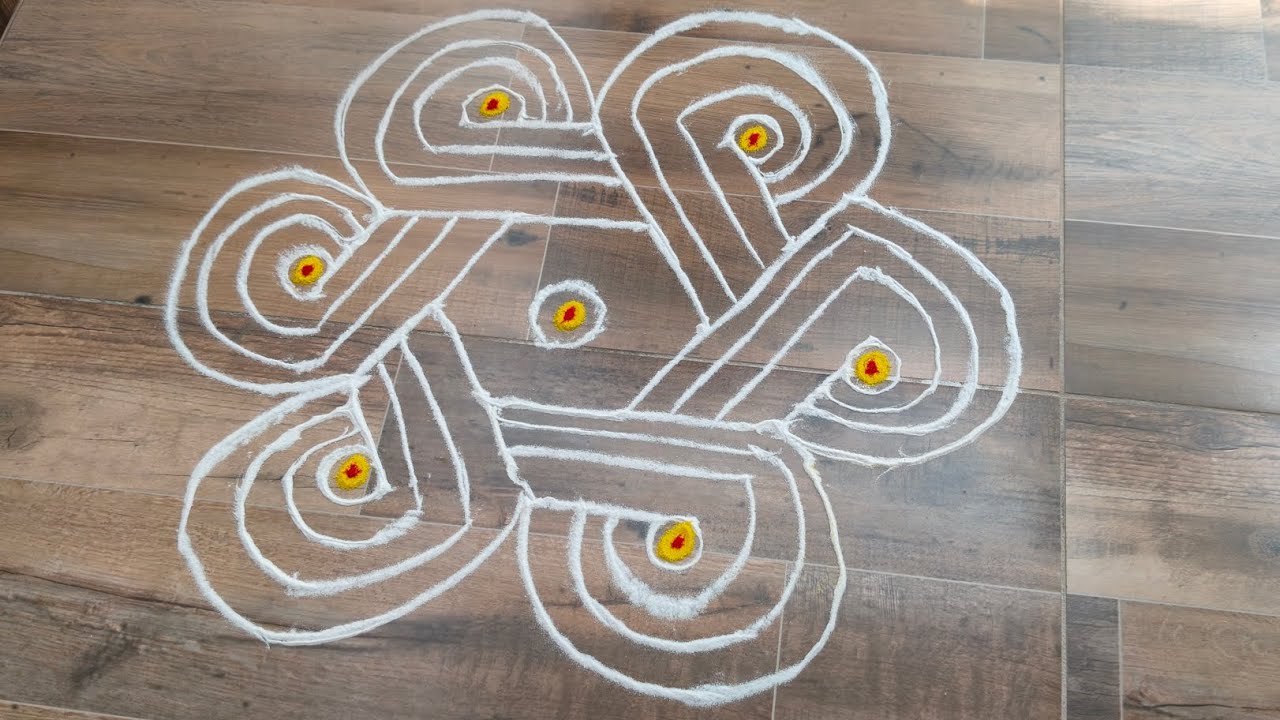 Simple Rangoli|Free hand Rangoli|Day 20| Daily Ritual @ Kiran's ChitraPaakam 