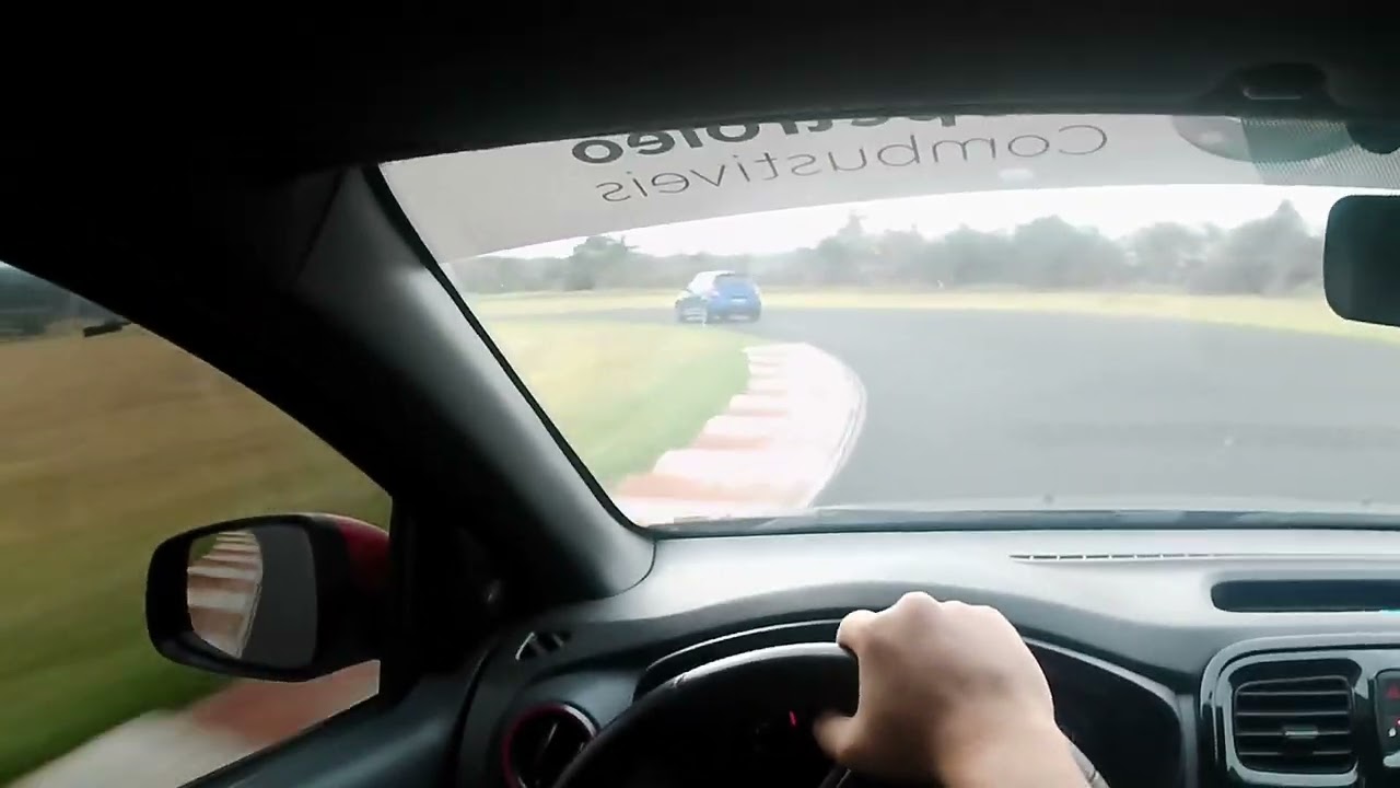 Sunday Race - Autódromo Fazenda Capuava - Sandero RS