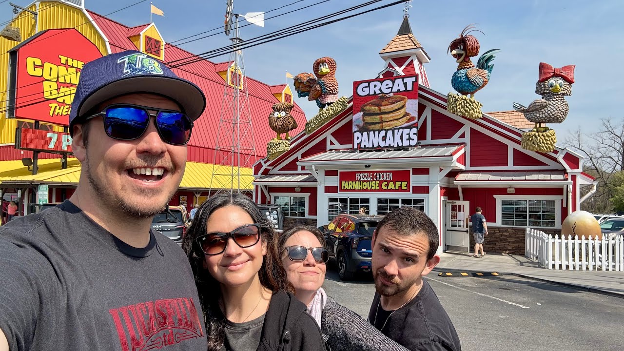 Pigeon Forge's Strangest Roadside Attraction.. FRAZZLE CHICKEN Animatronics + Top of The Sunsphere!