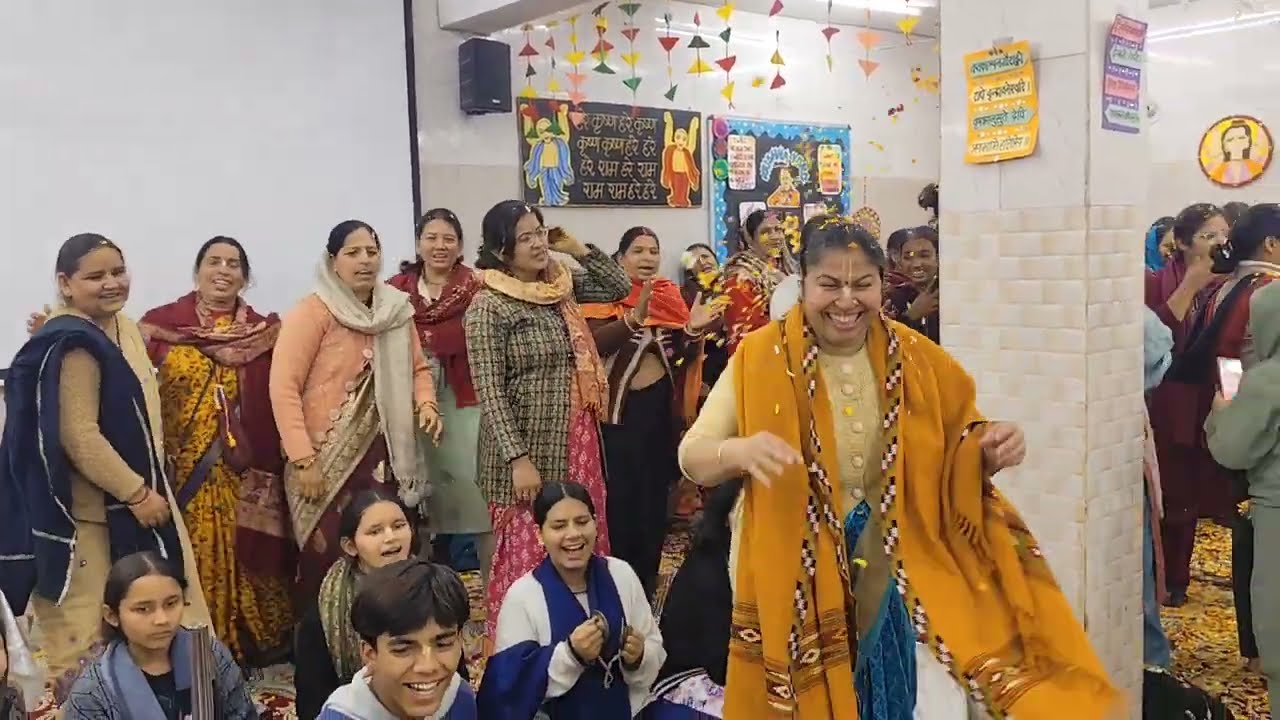Hare Krishna hare Krishna hare Krishna hare hare Ram hare Ram Ram Ram hare hare