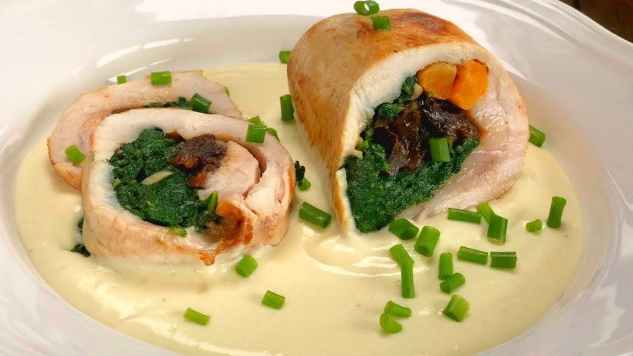 Pechuga de pollo rellena en salsa de queso. ALUCINANTEEEEE
