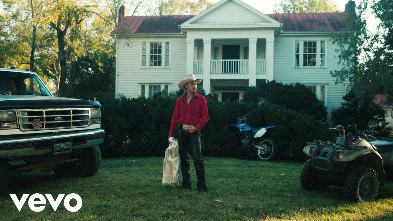 Dalton Davis - Cows In The Front Yard (Behind The Scenes)
