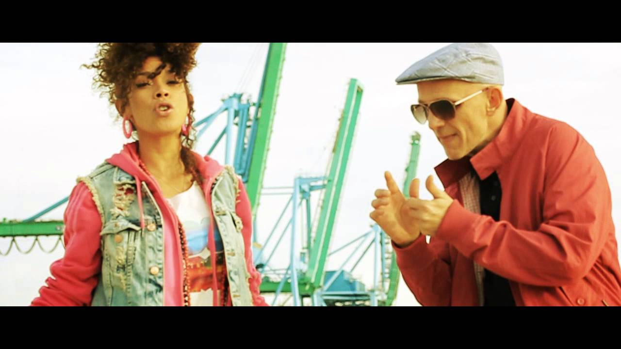 Clip du titre Export Import - Gari Grèu featuring Flavia Coelho