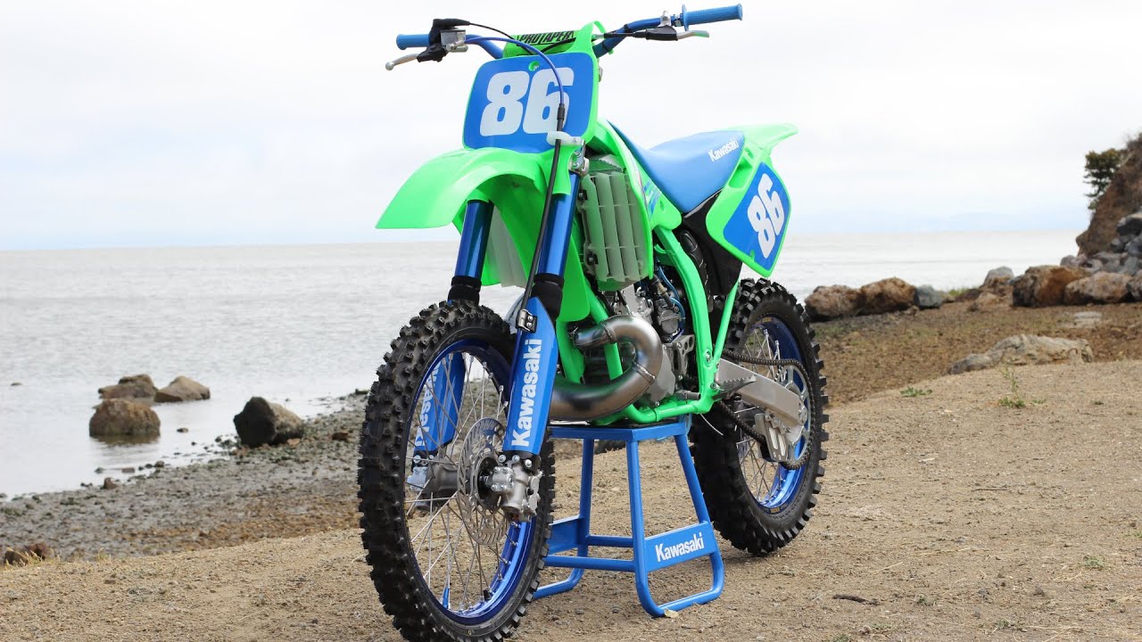 Jaw-Dropping Dirt Bike Restoration (Short Version) | 1995 KX250