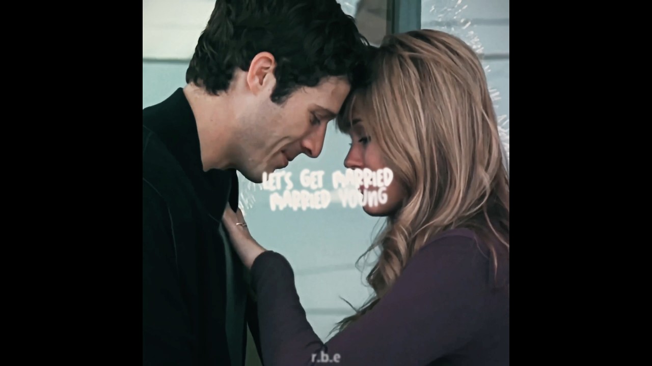 matt and julie | friday night lights #fridaynightlights #fnl #mattsaracen #julietaylor