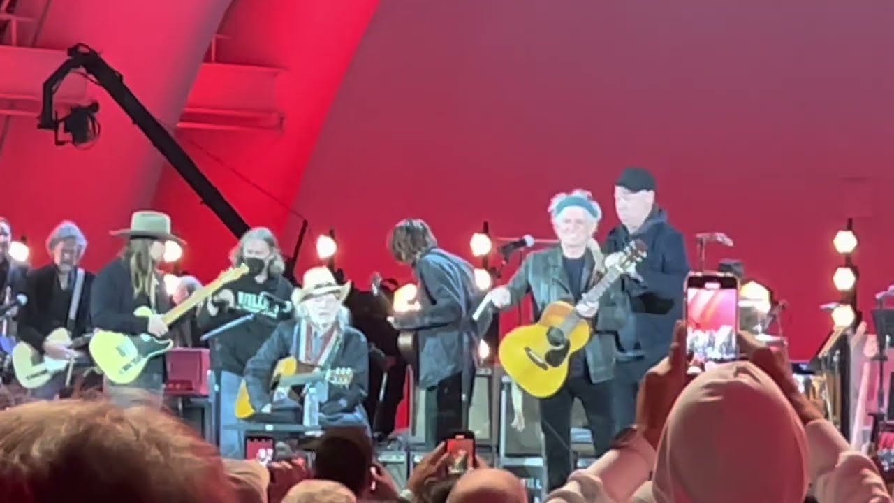 Keith Richards + Willie Nelson 