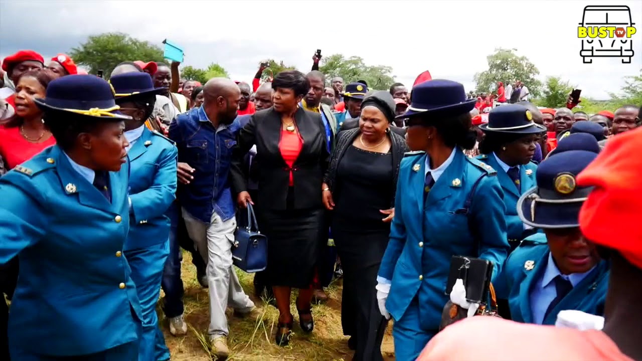 MDC-T Supporters chants 