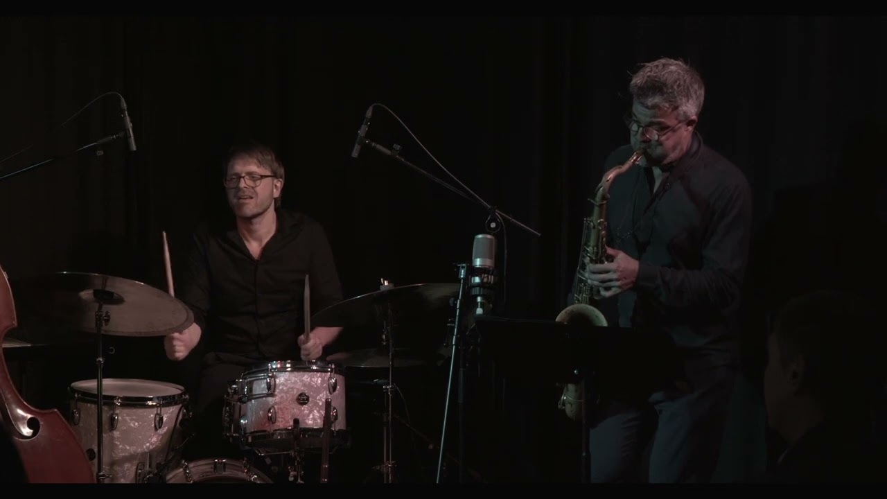 Hannes Dunker Trio featuring Lars Stoermer