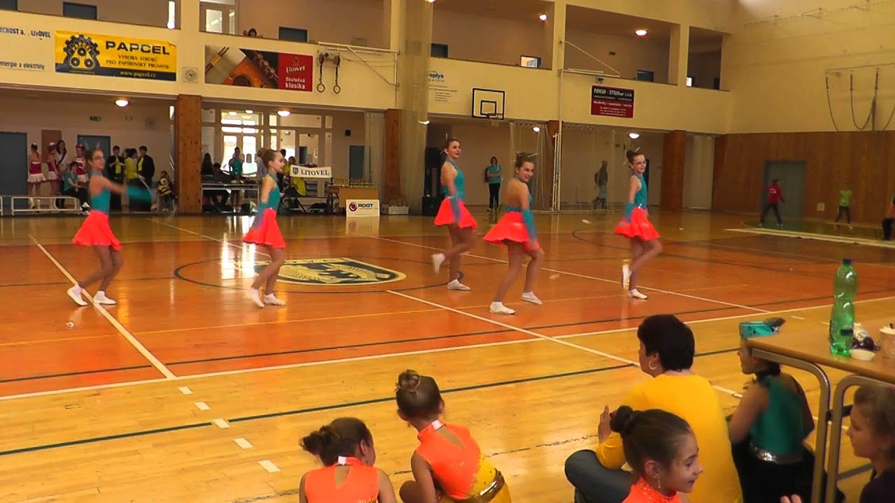 O litovelský pohárek 2013 - Kopretiny Ostrava miniformace baton