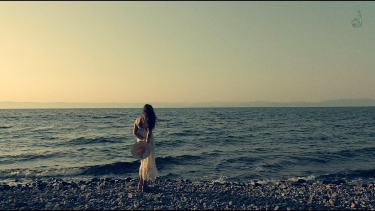 THE WHITE DRESS OF THE SEA - PROMO MOVIE