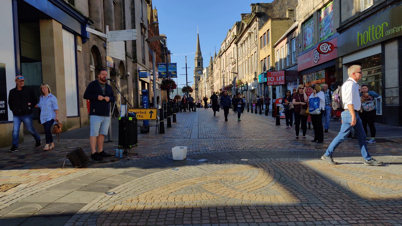 Street Performer on the High Street, downtown Inverness, Scotland